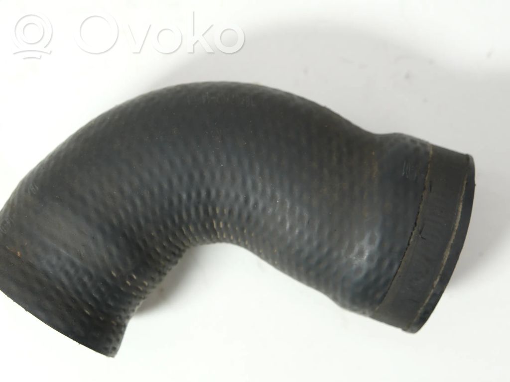 Audi A6 S6 C5 4B Furtun/conductă intercooler 