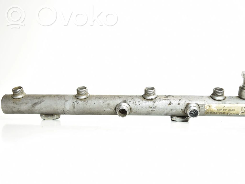 Polttoainepääputki   057130090H