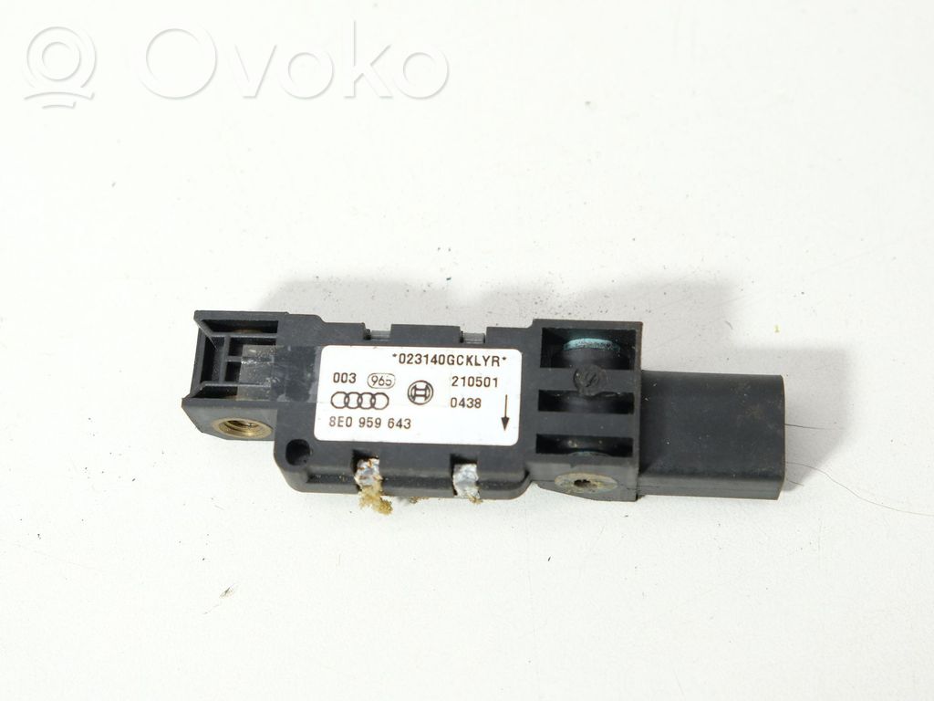 Airbagsensor Crashsensor Drucksensor   8E0959643