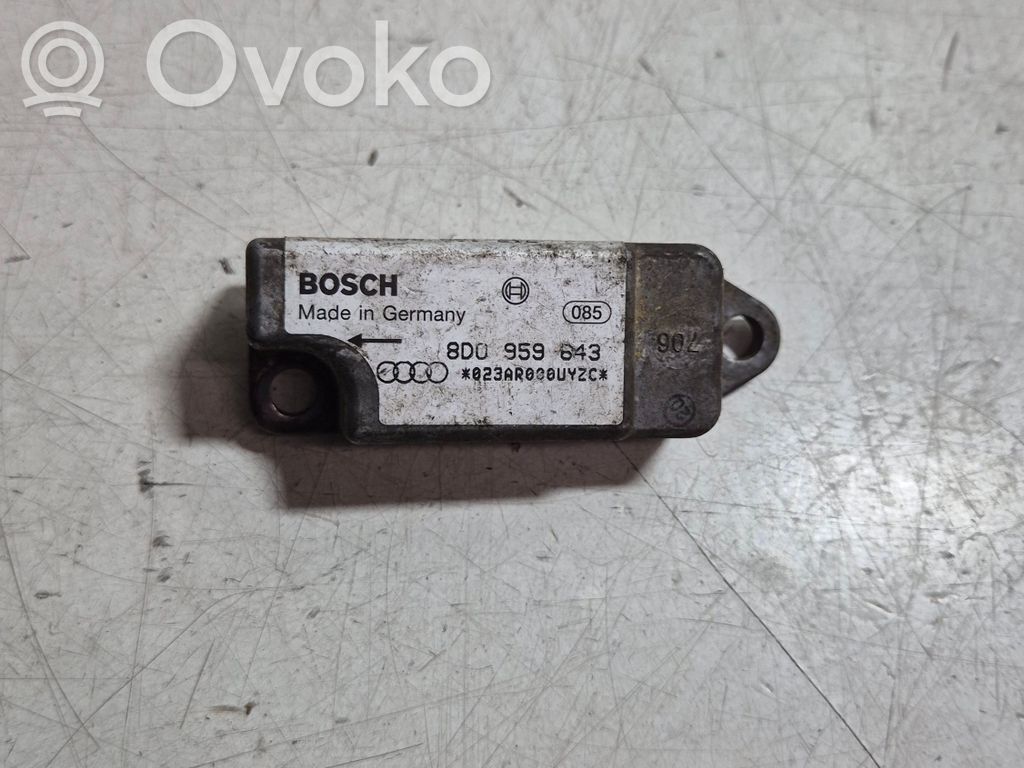 Audi A4 S4 B5 8D Airbagsensor Crashsensor Drucksensor 