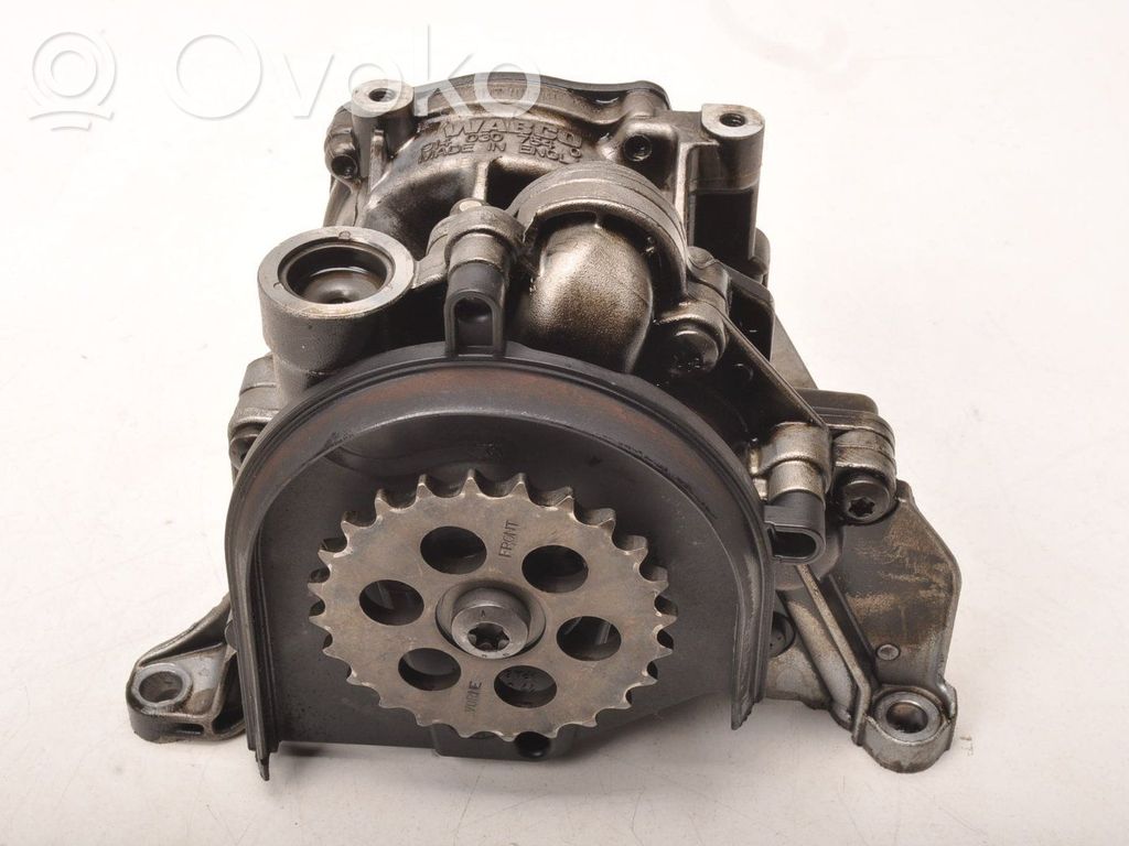 BMW 1 E81 E87 Oil pump 