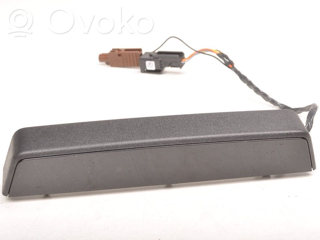 Peruutuskamera   LJ8T3G592CD