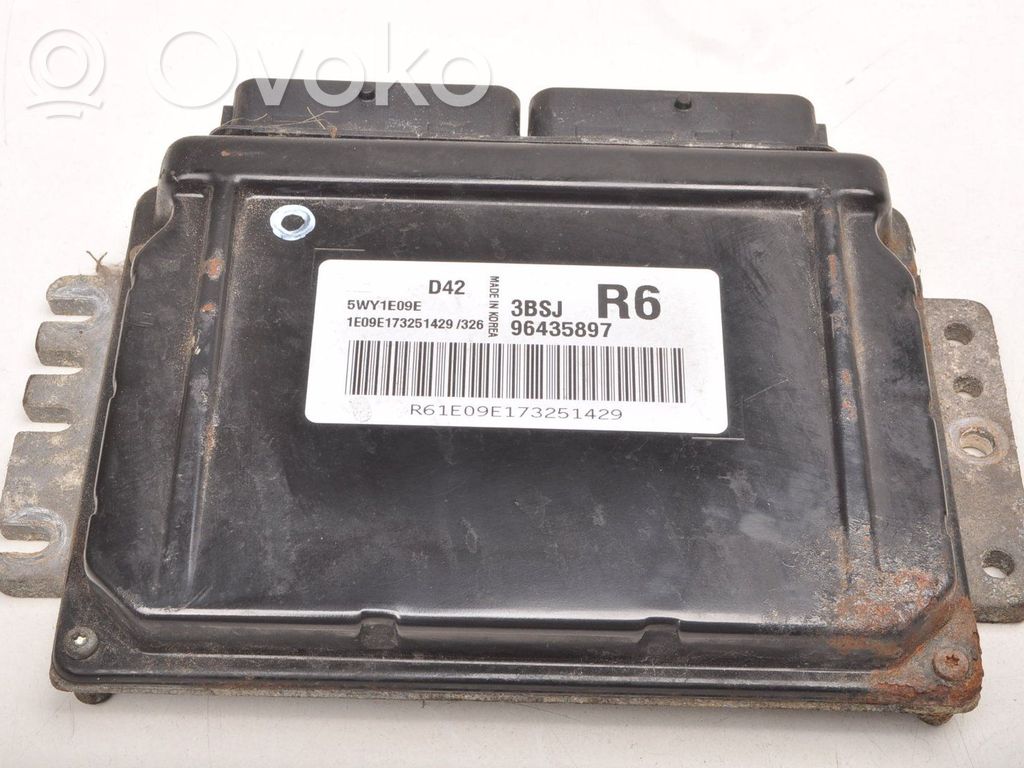 Engine control unit/module ECU   96435897