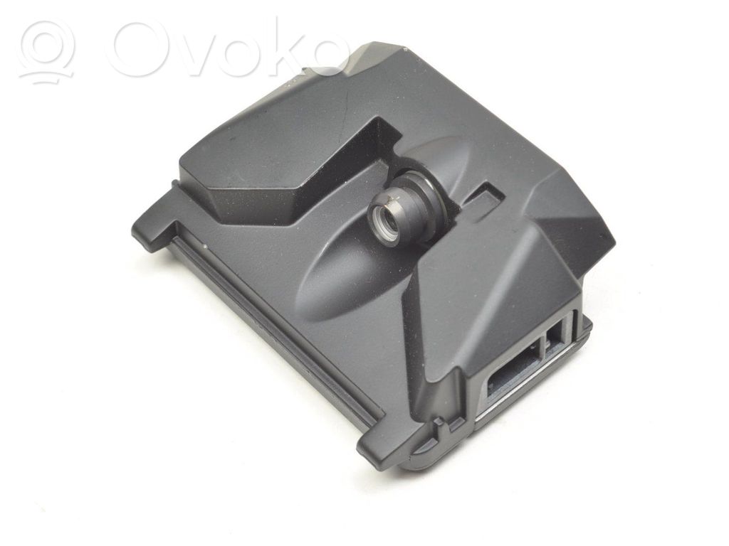 BMW 8 G16 Reversing camera 