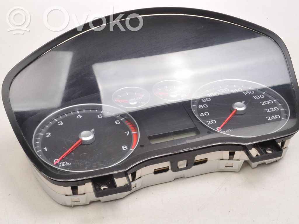 Ford Focus C-MAX Speedometer (instrument cluster) 