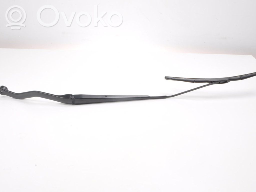 Ferrari California F149 Front wiper blade arm 