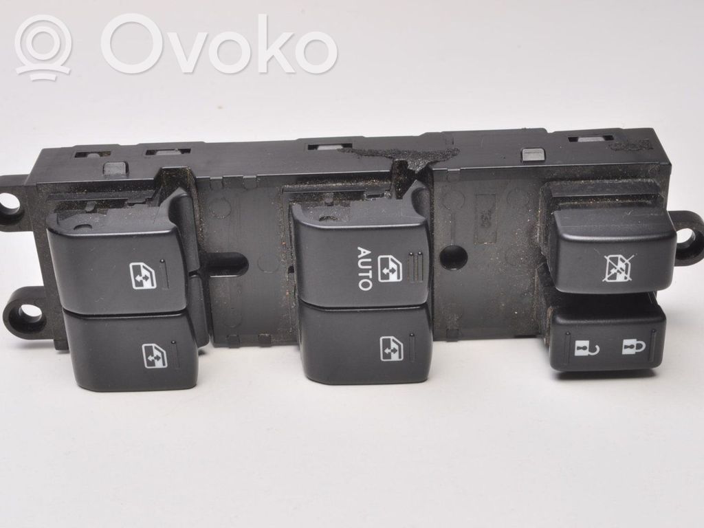 Subaru Legacy Quarter vent window switch 