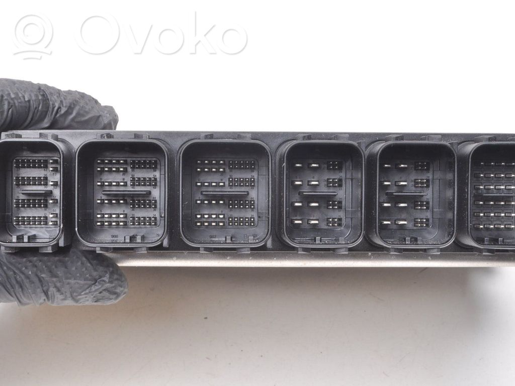 Engine control unit/module ECU   0261S101YJ