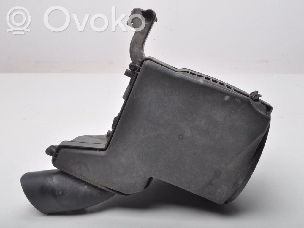 Ford Kuga II Air filter box 