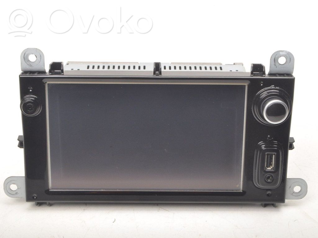Renault Clio IV Radio/CD/DVD/GPS head unit 