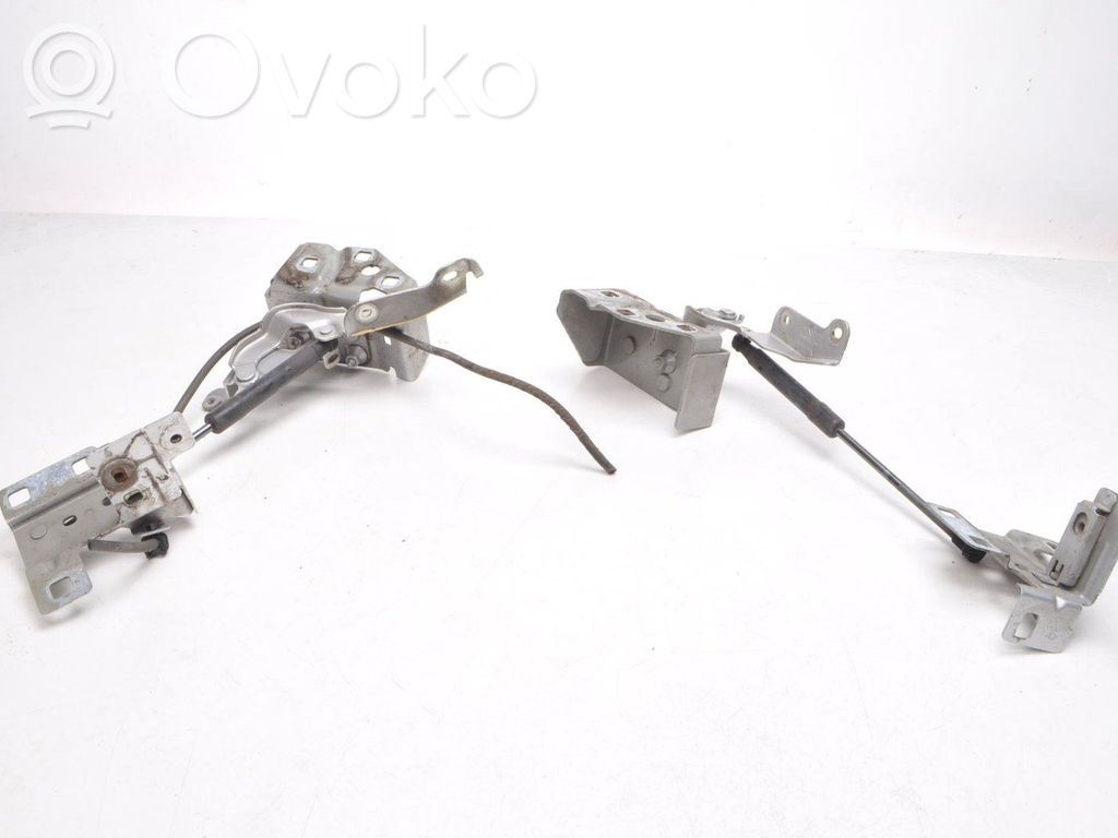 Engine bonnet/hood hinges   93451643