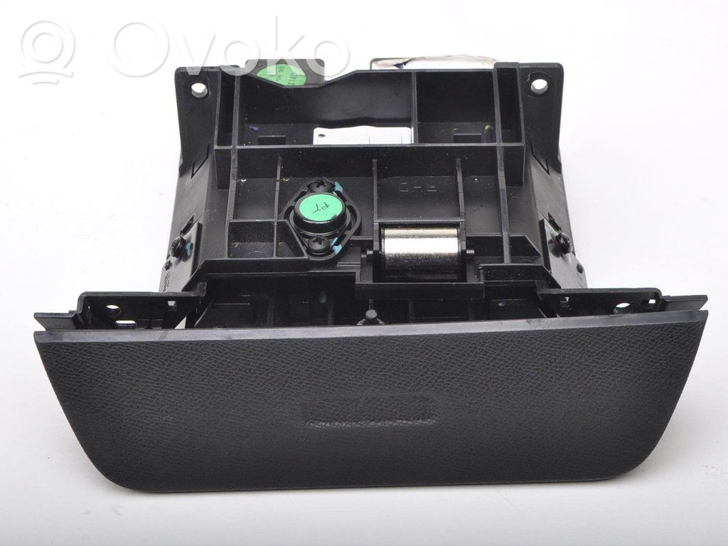 Handschuhfach   Y0047010
