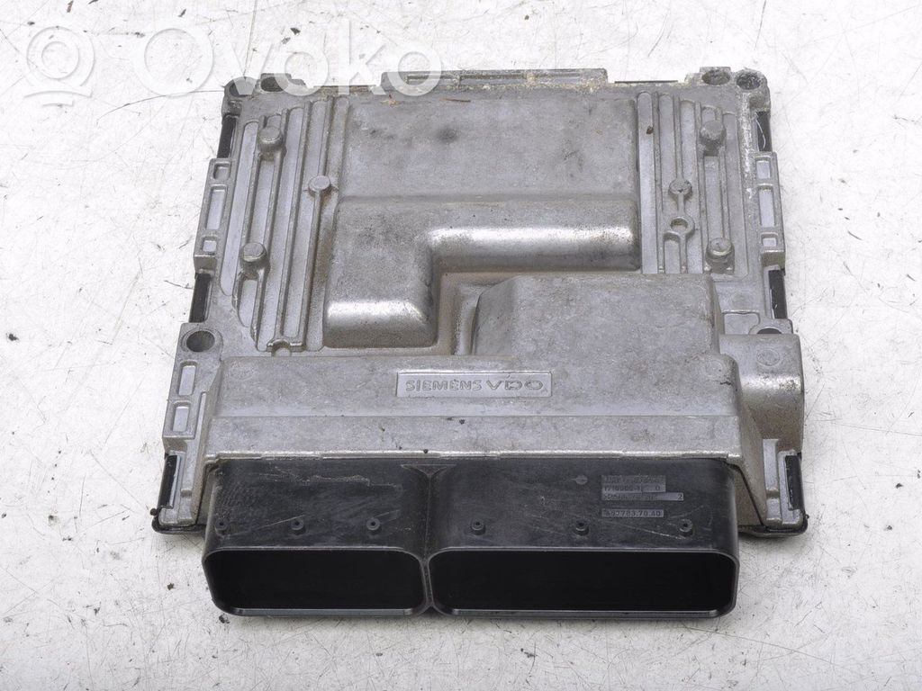Mercedes-Benz C W204 Komputer / Sterownik ECU silnika 