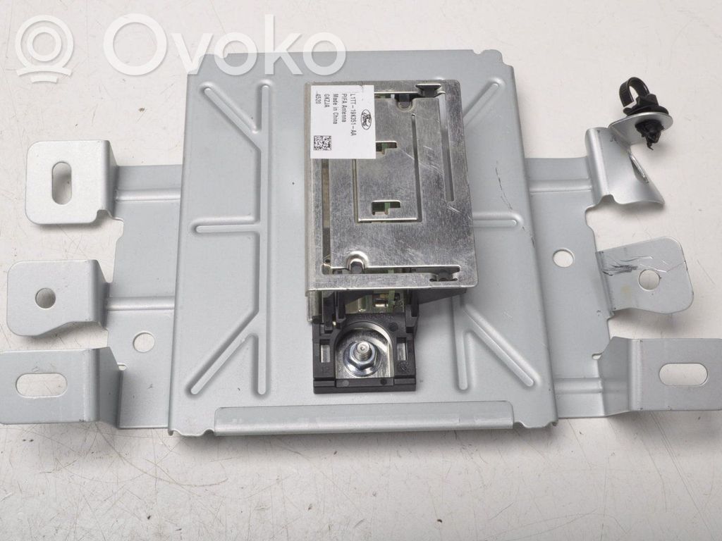 Ford Puma Antenos stiprintuvas 