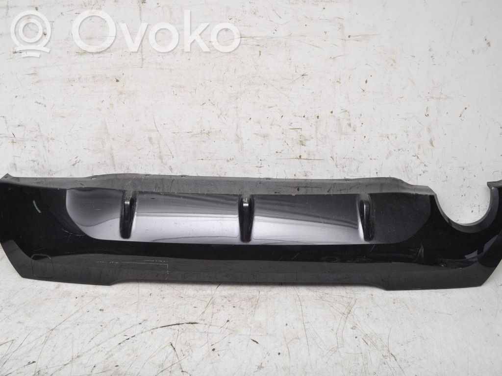 BMW 1 F40 Apakšējā bampera daļa 