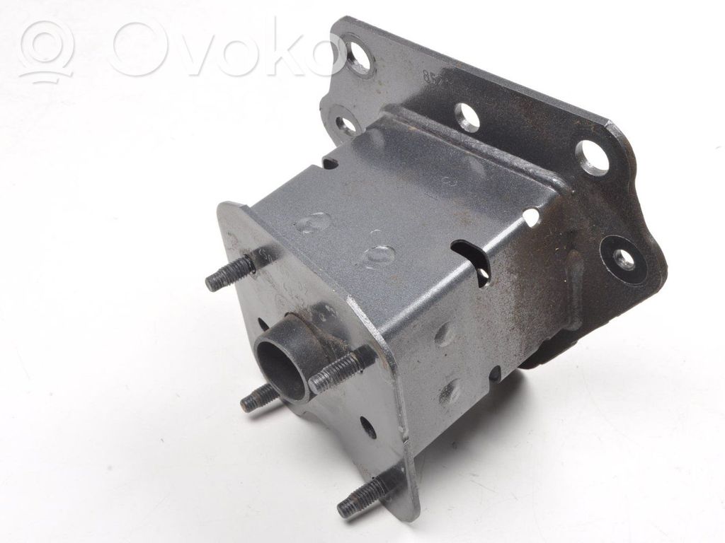 Nissan Qashqai J12 Absorber zderzaka przedniego 