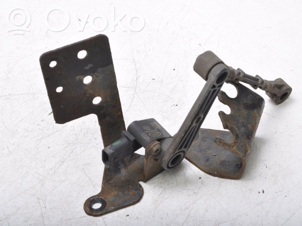 Headlight/headlamp level sensor   JPLA3D026BA