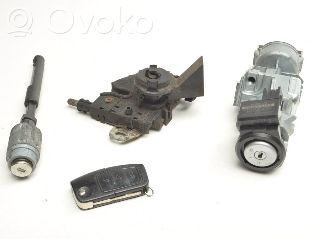 Engine bonnet/hood lock release cable   3M5116700AC,3M513F880AE