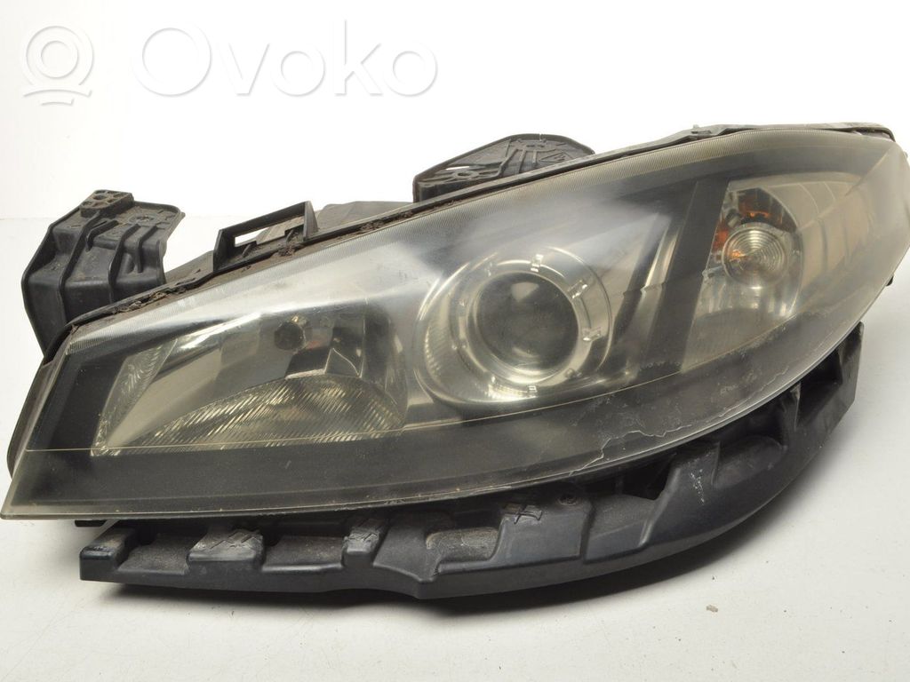 Renault Laguna II Headlight/headlamp 