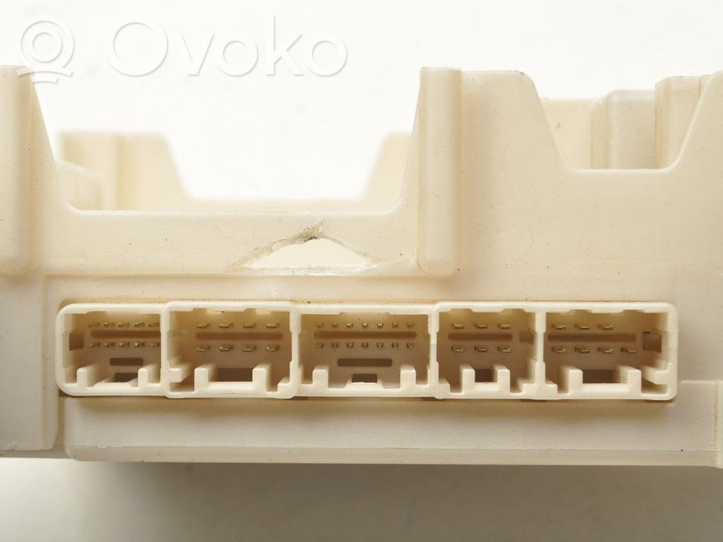 Toyota Hilux VIII Set cutie siguranțe 