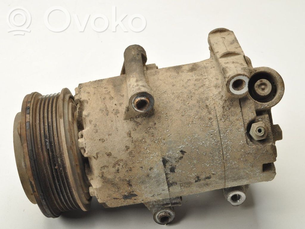 Ford Fiesta Ilmastointilaitteen kompressorin pumppu (A/C) 