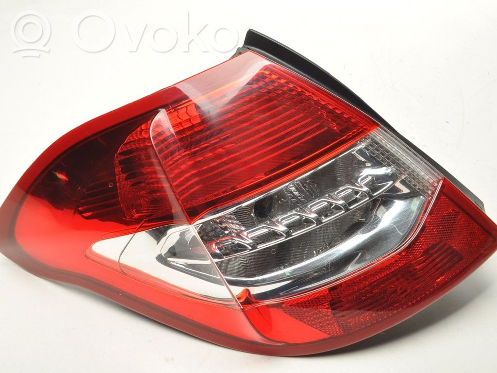 Citroen C4 II Lampă spate în caroserie 