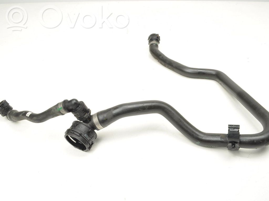 Engine coolant pipe/hose   8477899,9845329
