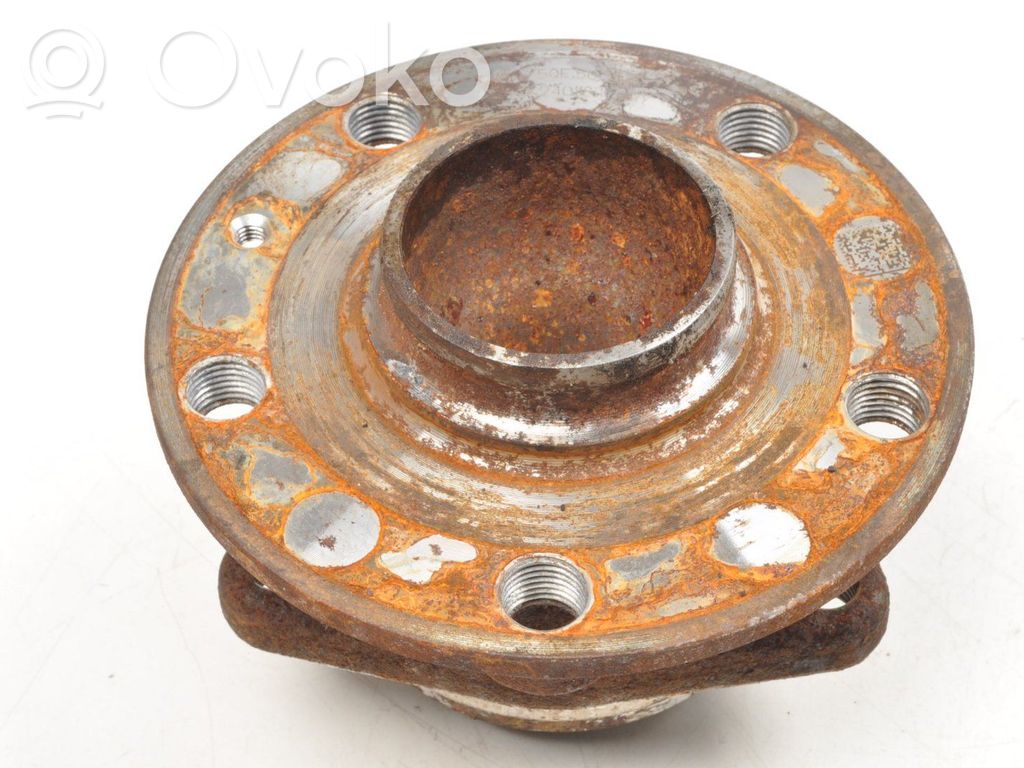 Ford Explorer Cubo de rueda delantera 