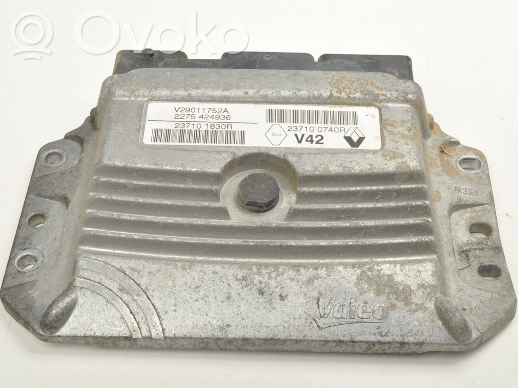 Engine control unit/module ECU   237100740R