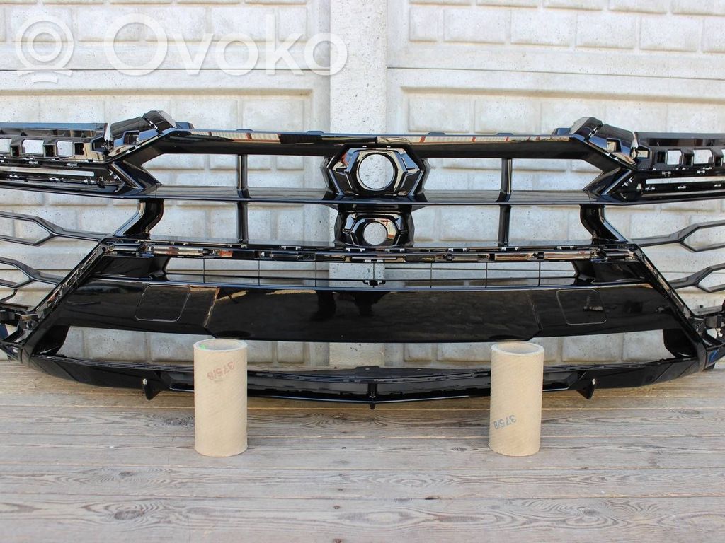 Lamborghini Urus Front bumper 