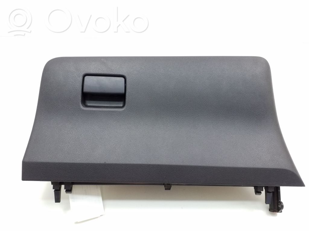 Toyota Yaris Schowek deski rozdzielczej 
