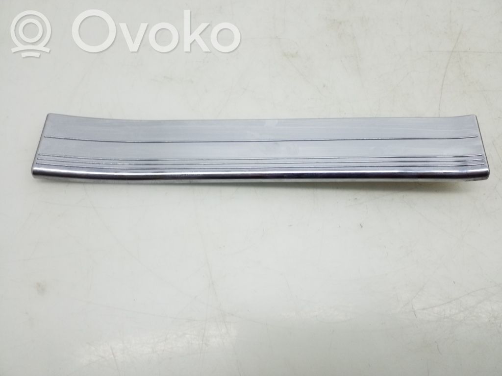 Mercedes-Benz CLS C219 Galinio slenksčio apdaila (vidinė) 