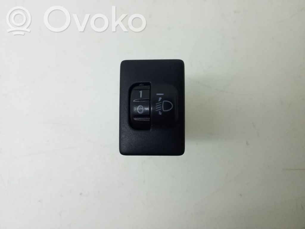 Toyota Yaris Light switch 