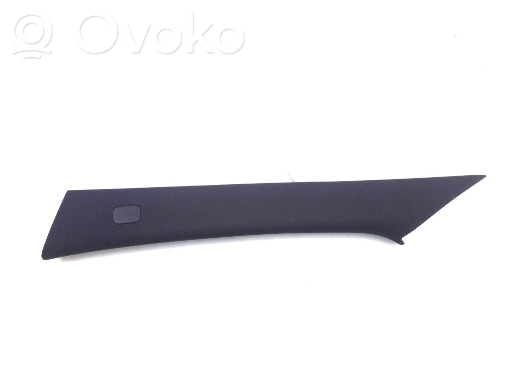 Osłona słupka szyby przedniej / A   A17669017009F52