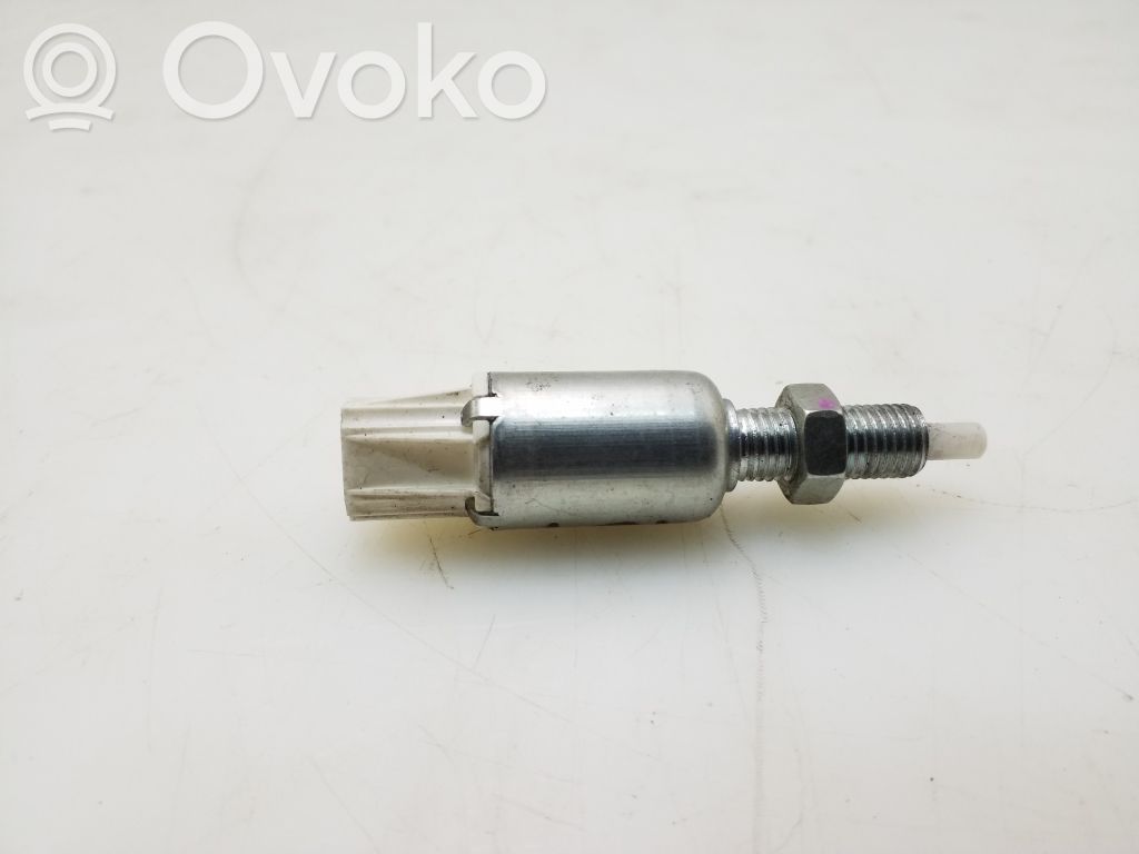 Toyota RAV 4 (XA30) Interruptor sensor del pedal de freno 