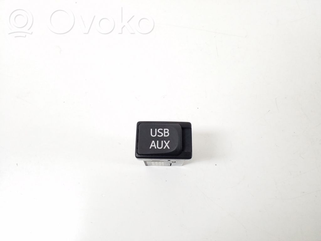 Scion xD AUX in-socket connector 