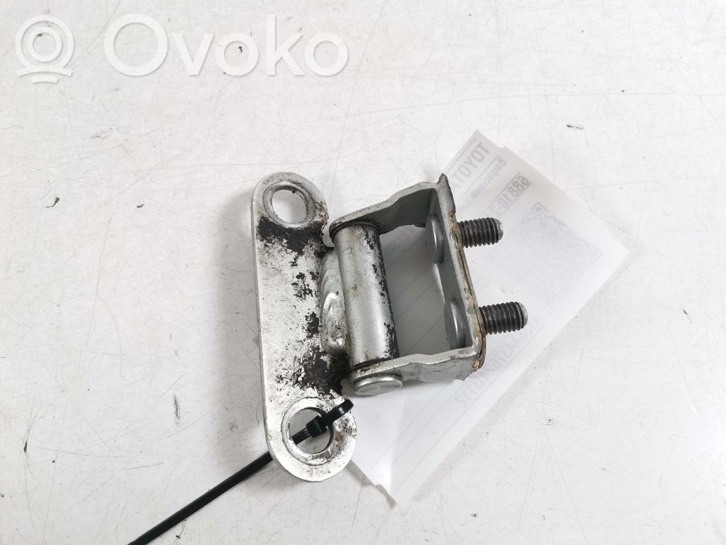Toyota Corolla Verso AR10 Tailgate/trunk/boot hinge 