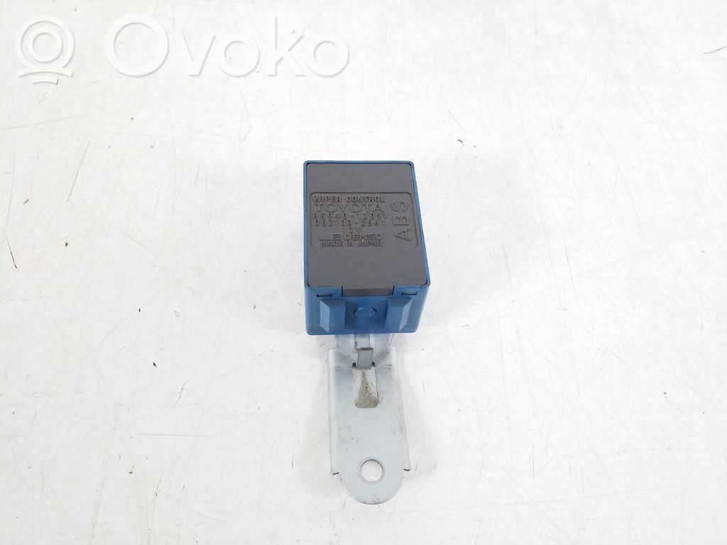 Toyota Corolla E110 Window wiper relay 