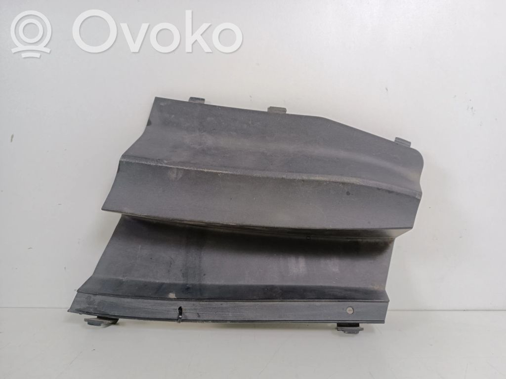 Toyota Auris 150 Wiper trim 