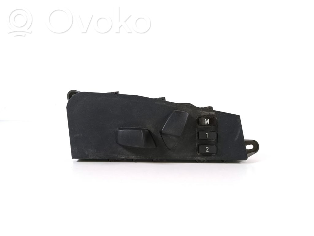 Seat control switch   6950767