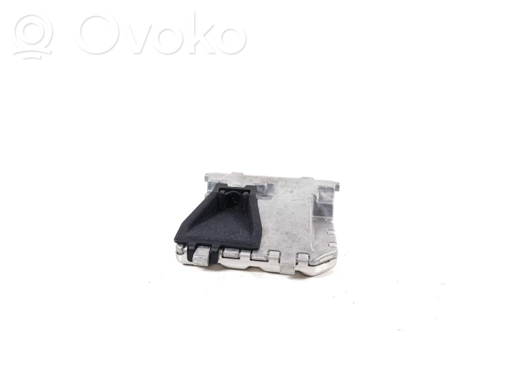 Mazda 2 Windshield/windscreen camera 