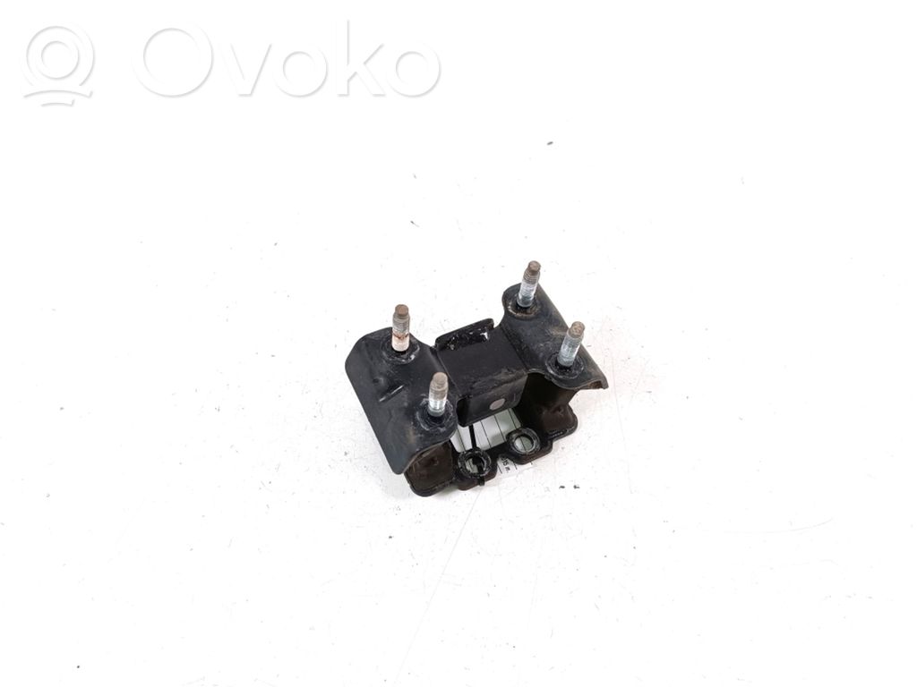 Lexus IS III XE30 Engine mount bracket 