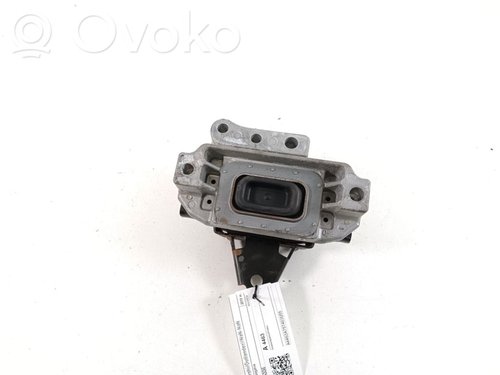 Mitsubishi Outlander Engine mount bracket 