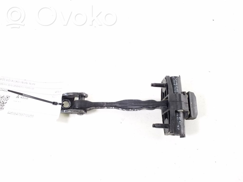 Volvo XC60 Etuoven pidätin 