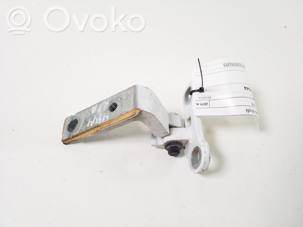 Volvo XC40 Zawias dolny drzwi przednich 