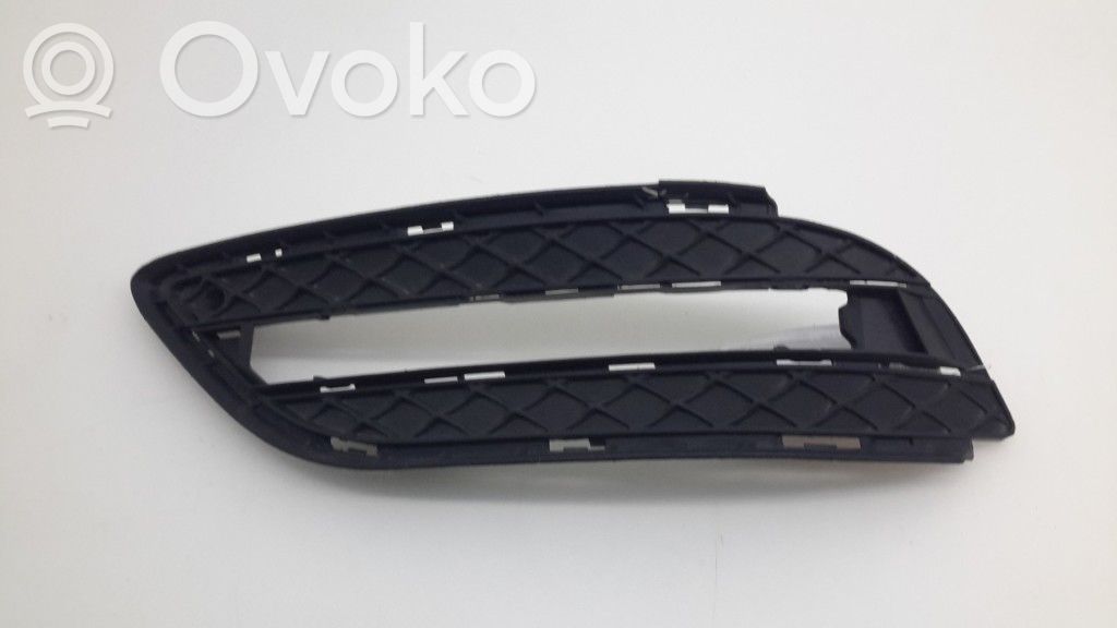 Kratka dolna zderzaka przedniego   A2468850622
