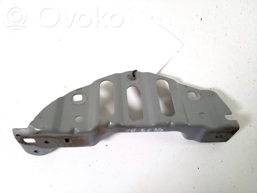 Renault Megane E-Tech Fender mounting bracket 