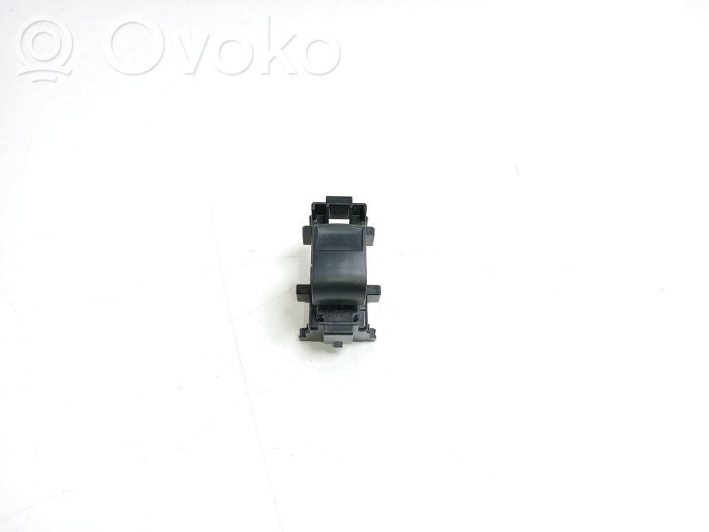 Electric window control switch   848100D030