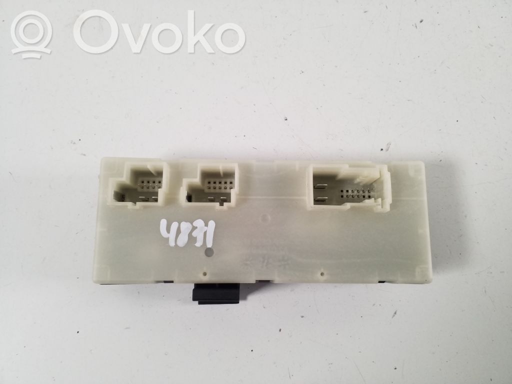 BMW 2 F46 Tailgate/trunk control unit/module 