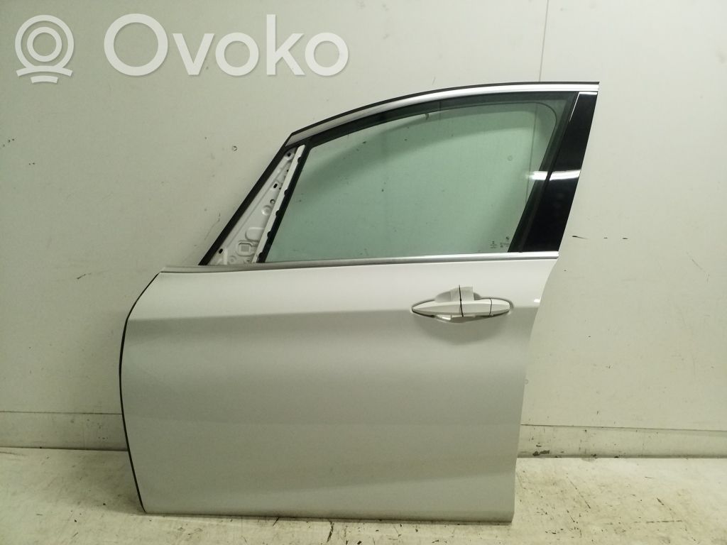 BMW 2 F46 Drzwi przednie 